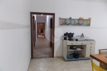 Casa Térrea à venda com 3 quartos, sendo 1 suíte, em Mirante do Cachoeira, Piracaia, SP