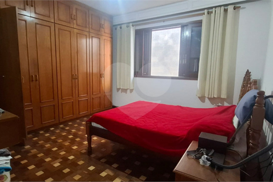 Casa à venda com 4 quartos, sendo 3 suítes, no Brasilândia, São Paulo, SP