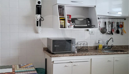 Apartamento à venda com 3 quartos, sendo 1 suíte,  em Vila Olímpia, São Paulo, SP