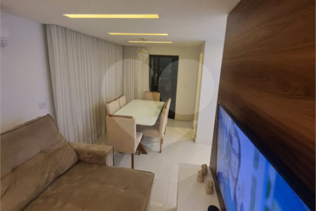 Apartamento à venda com 4 quartos, sendo 1 suíte, em Campo Grande, Rio de Janeiro, RJ