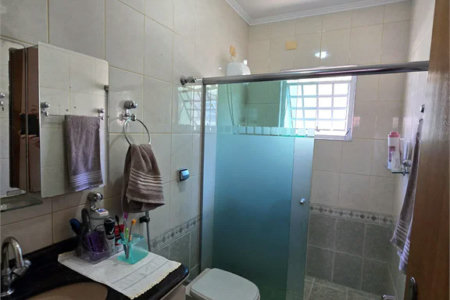 Sobrado à venda com 4 quartos, sendo 1 suíte,  em Vila Jaguara, São Paulo, SP