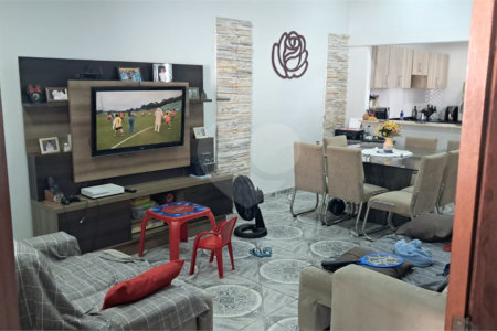 Casa à venda com 3 quartos em Parque Residencial Célia Maria, Porto Feliz, SP