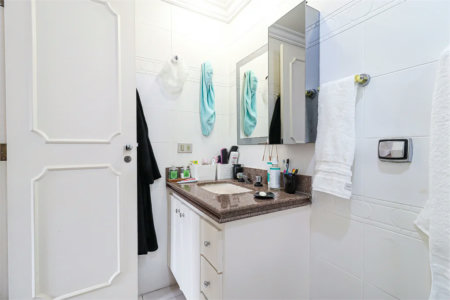 Apartamento à venda com 4 quartos, sendo 2 suítes, em Vila Morumbi, São Paulo, SP