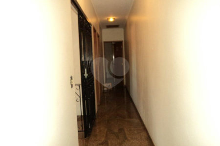 Casa à venda com 3 quartos, sendo 1 suíte, em Jardim Cláudia, São Paulo, SP