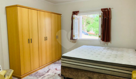 Casa à venda com 5 quartos, sendo 3 suítes, em Parque da Represa, Atibaia, SP