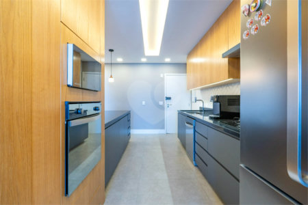 Apartamento à venda com 3 suítes em Vila Mascote, São Paulo, SP