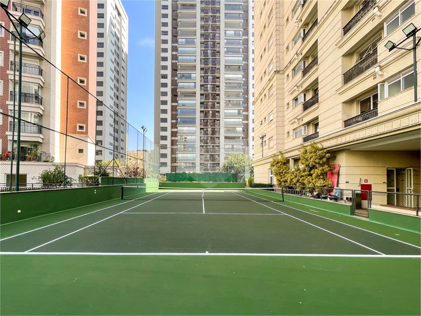Apartamento à venda com 3 suítes em Perdizes, São Paulo, SP