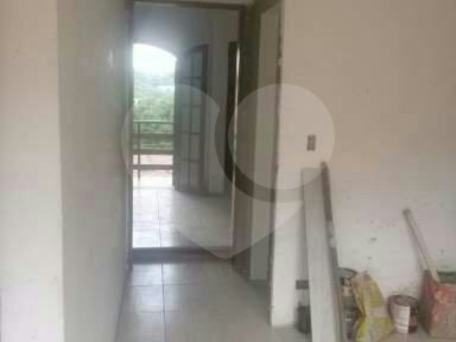 Sobrado à venda com 3 quartos, sendo 2 suítes,  em Vila Sônia, São Paulo, SP