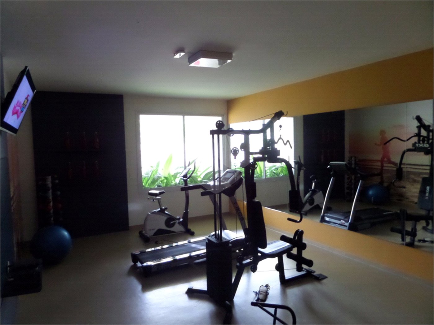 Apartamento à venda com 3 quartos, sendo 1 suíte, em Jardim Peri, São Paulo, SP