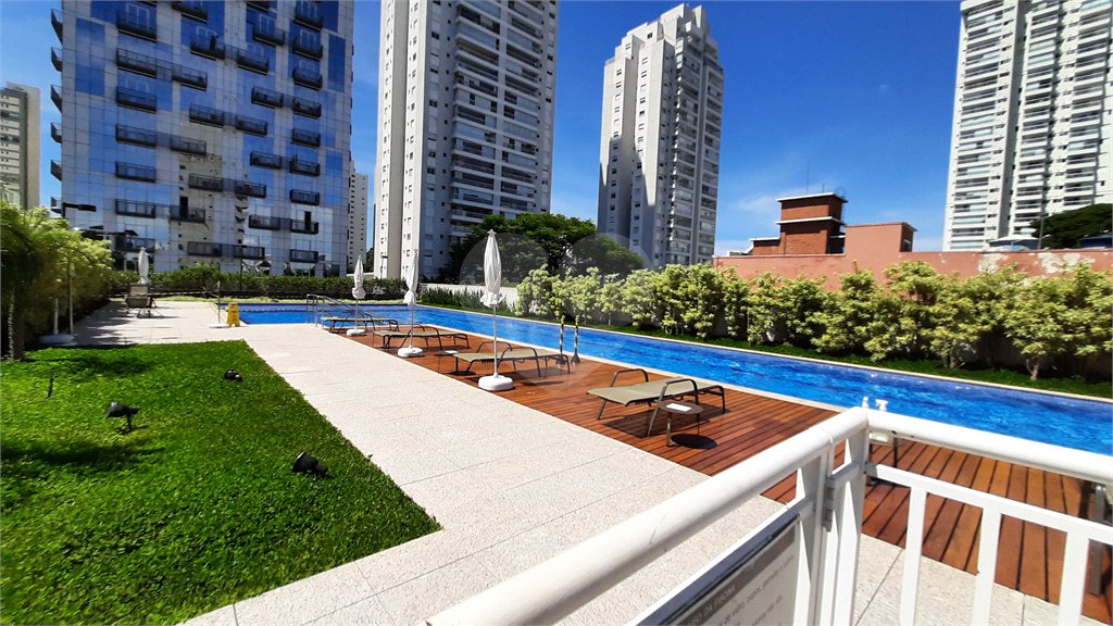 Apartamento à venda com 1 suíte em Alto da Boa Vista, São Paulo, SP