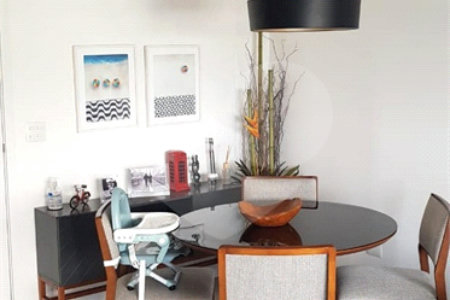 Apartamento à venda com 3 quartos, sendo 1 suíte, em Moema, São Paulo, SP