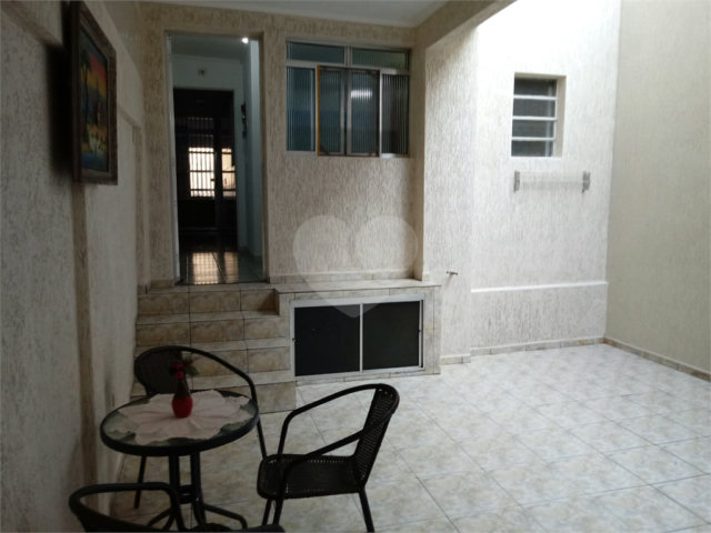 Sobrado à venda com 3 quartos no Brasilândia, São Paulo, SP