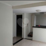 Apartamento no Condomínio Monte Nevada.