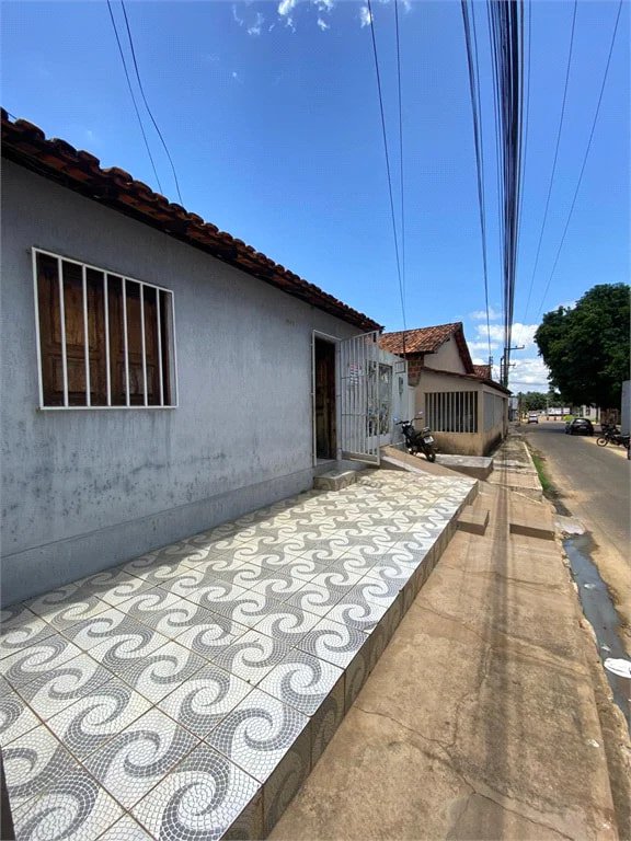Casa à venda com 3 quartos no Centro, Balsas, MA