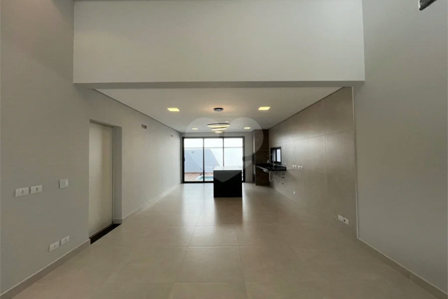 Excelente Casa Plana no Condomínio Bela Vista