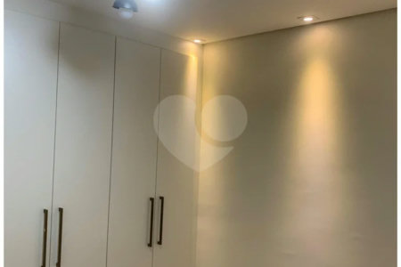 Apartamento à venda na Frei Caneca, 28 m², 1 quarto