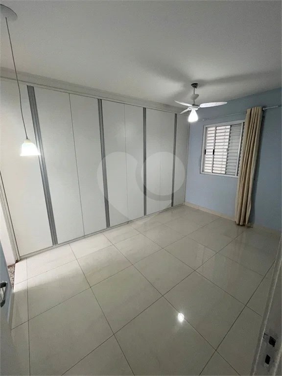 Apartamento 3 dormitórios no Avalon