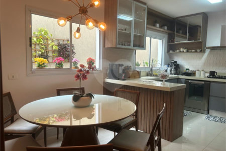 Casa com 3 Quartos e 3 banheiros 2 vagas à Venda, 149 m² no Ipiranga Estação Alto do Ipiranga, Terminal Sacomã, Estação Sacomã.Aceita e estuda Permuta.
