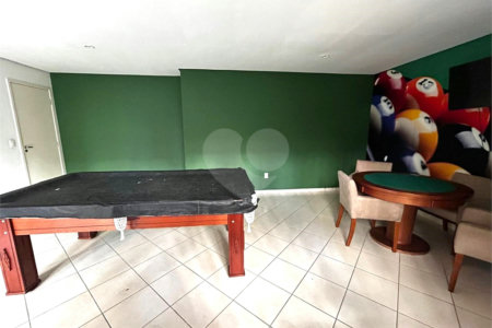 Apartamento à venda com 3 quartos, sendo 1 suíte, em Vila Paulo Silas, São Paulo, SP