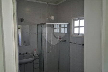 Casa à venda com 4 quartos, sendo 3 suítes,  no condomínio Chácara das Rosas, São Paulo - SP