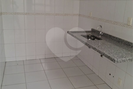 Casa à venda com 3 quartos, sendo 1 suíte, no condomínio Residencial Vila de Motalegre, São Paulo - SP