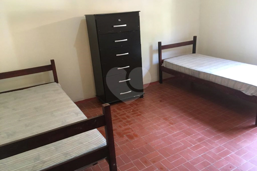 Chácara à venda com 4 quartos em Pirucaia, Mairiporã, SP