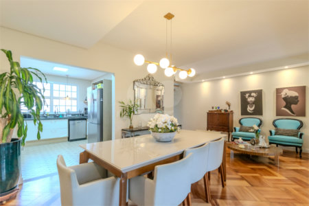 Casa à venda com 5 quartos, sendo 3 suítes, no condomínio Boulevard Saint Michael, São Paulo - SP
