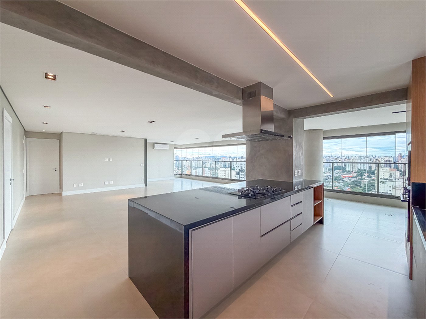 Apartamento à venda com 4 quartos, sendo 2 suítes, em Brooklin, São Paulo, SP