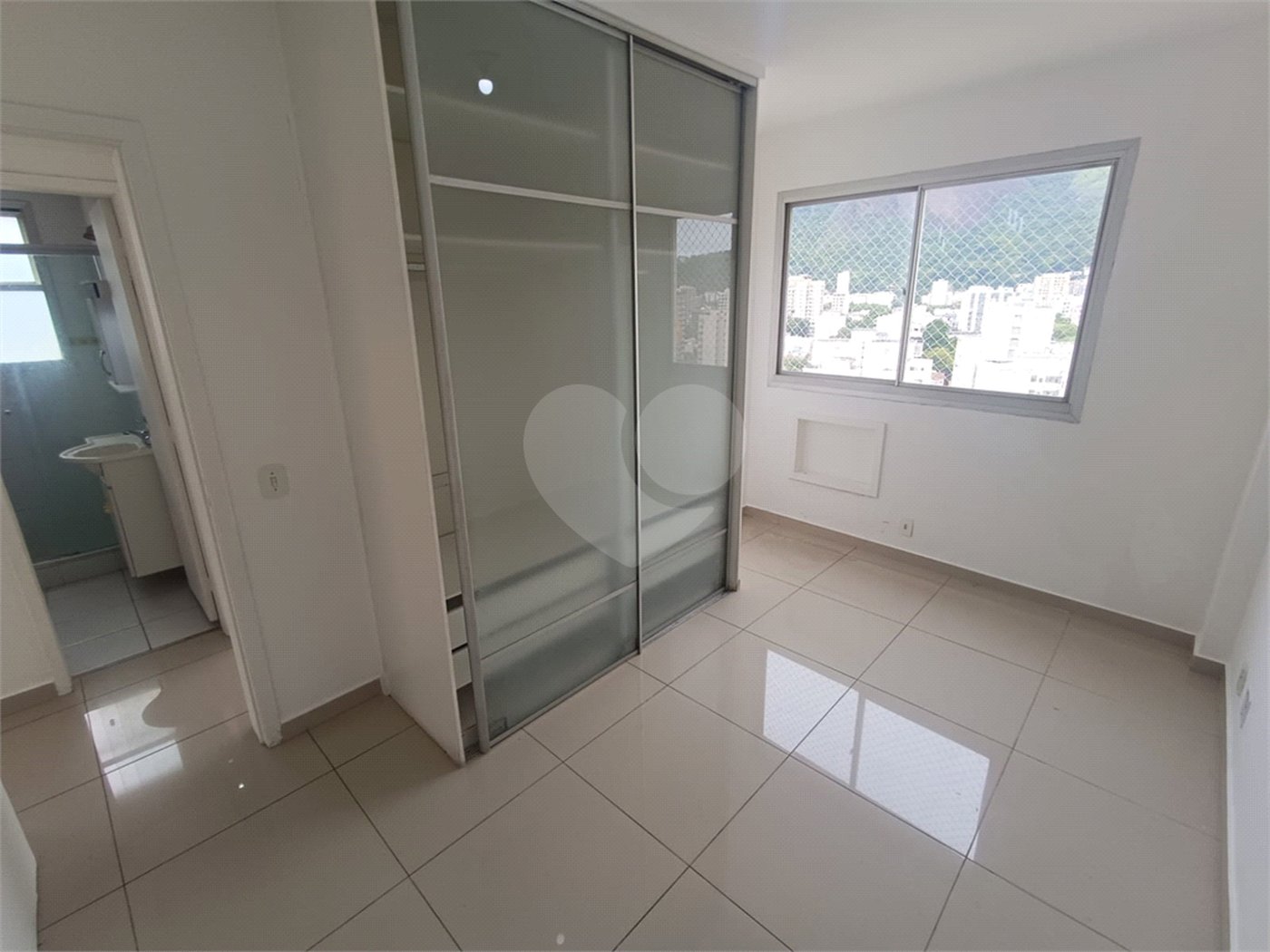 Cobertura à venda com 3 quartos, sendo 1 suíte, em Grajaú, Rio de Janeiro, RJ