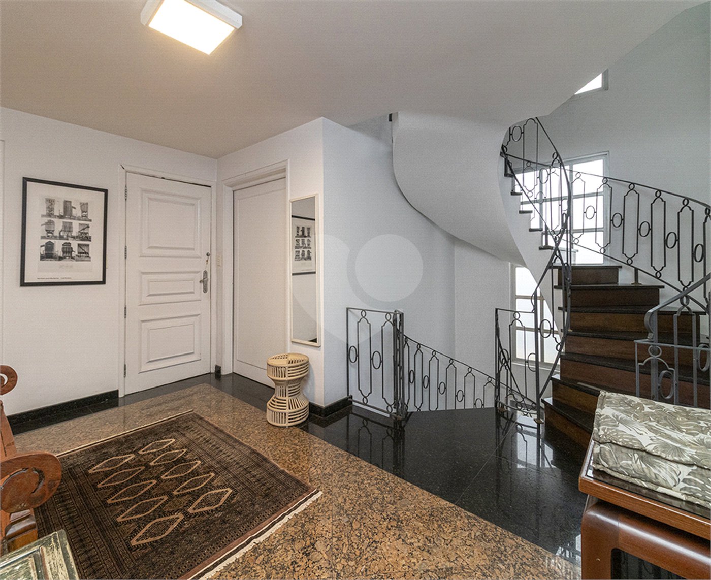 Casa à venda com 3 quartos, sendo 2 suítes, em Alto de Pinheiros, São Paulo, SP