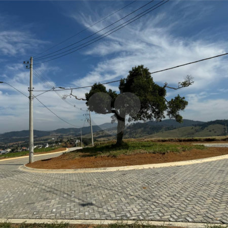 Terreno à venda no condomínio Paraíso da Montanha, Piracaia - SP