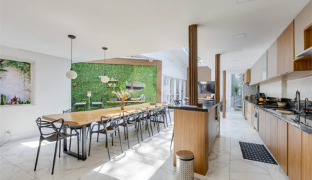 Casa Térrea à venda ou para alugar com 5 quartos, sendo 1 suíte,  em Brooklin, São Paulo, SP