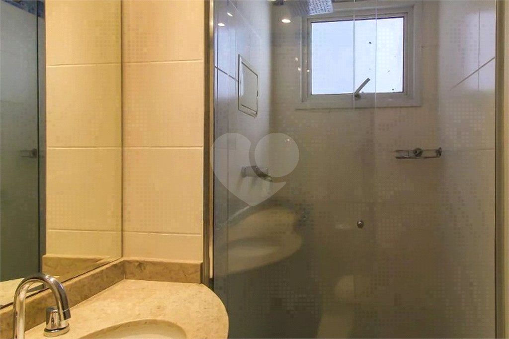 Apartamento disponível para venda | Área Útil : 115m | Área Total 115m | 3 dormitórios | 1 suíte | 4 banheiros | 2 vagas.