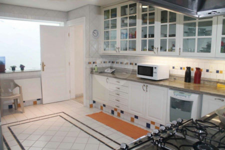 Casa à venda ou para alugar com 5 suítes no condomínio Arataca, São Paulo - SP
