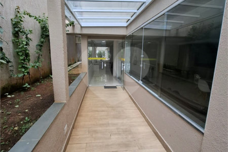 Apartamento para alugar com 2 quartos, sendo 1 suíte, em Alto da Boa Vista, São Paulo, SP