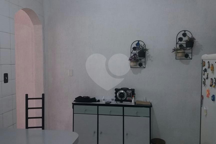 Casa à venda com 3 quartos, sendo 1 suíte, em Santana, São Paulo, SP
