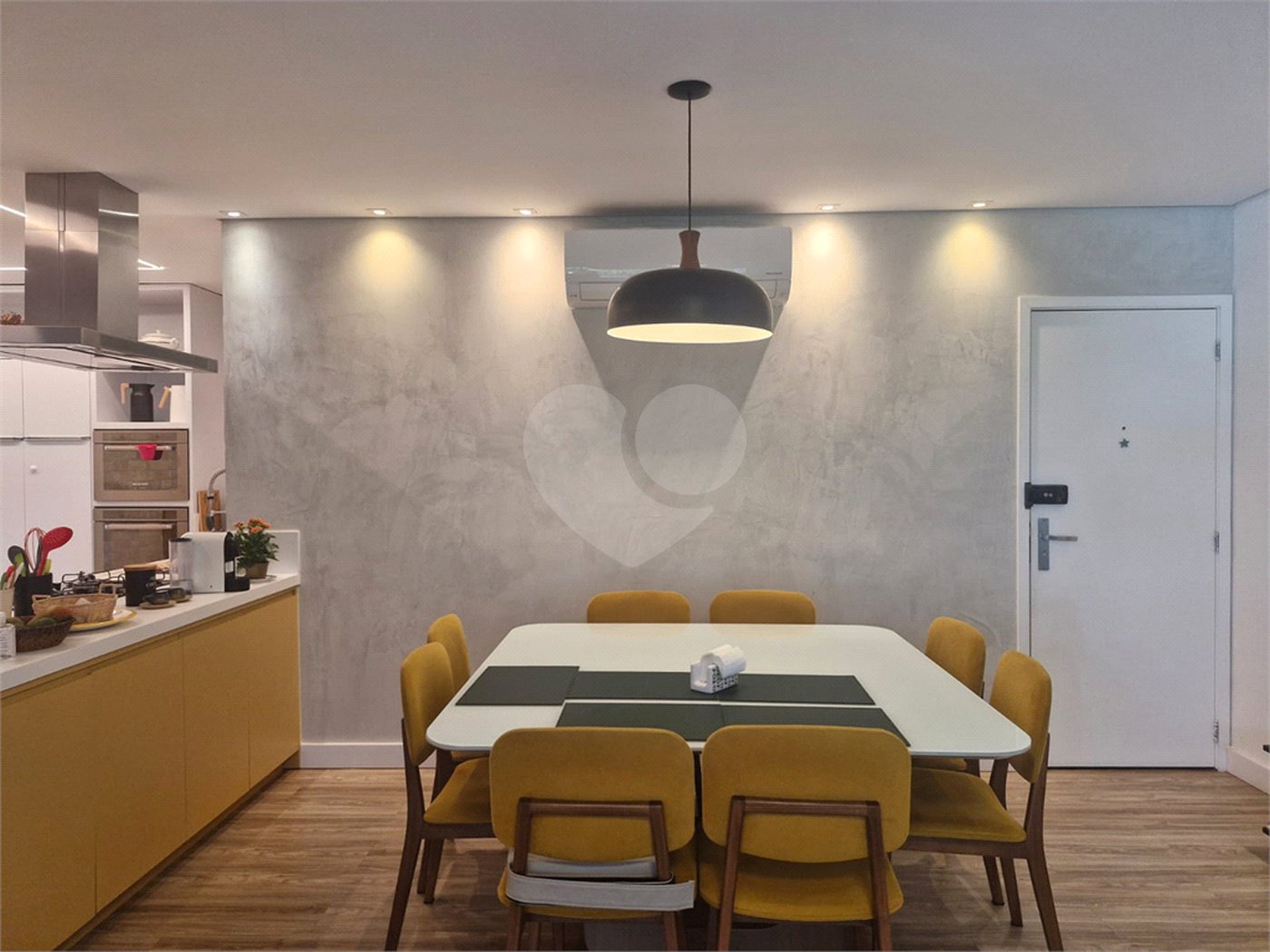 Apartamento à venda com 3 quartos, sendo 1 suíte, em Tremembé, São Paulo, SP
