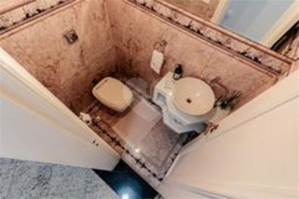 Apartamento à venda com 5 quartos, sendo 1 suíte,  em Copacabana, Rio de Janeiro, RJ