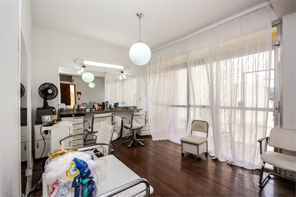 Sobrado à venda com 3 quartos, sendo 2 suítes, em Vila Clarice, São Paulo, SP