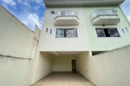 Casa à venda com 3 quartos, sendo 1 suíte, em Jardim Ester, São Paulo - SP