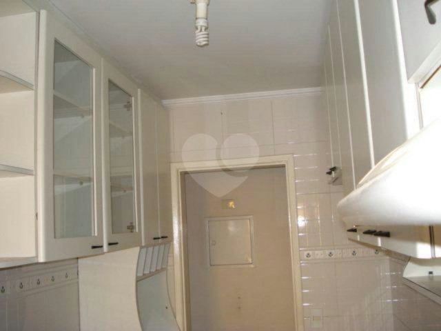 Apartamento à venda com 3 quartos em Parque Bristol, São Paulo, SP