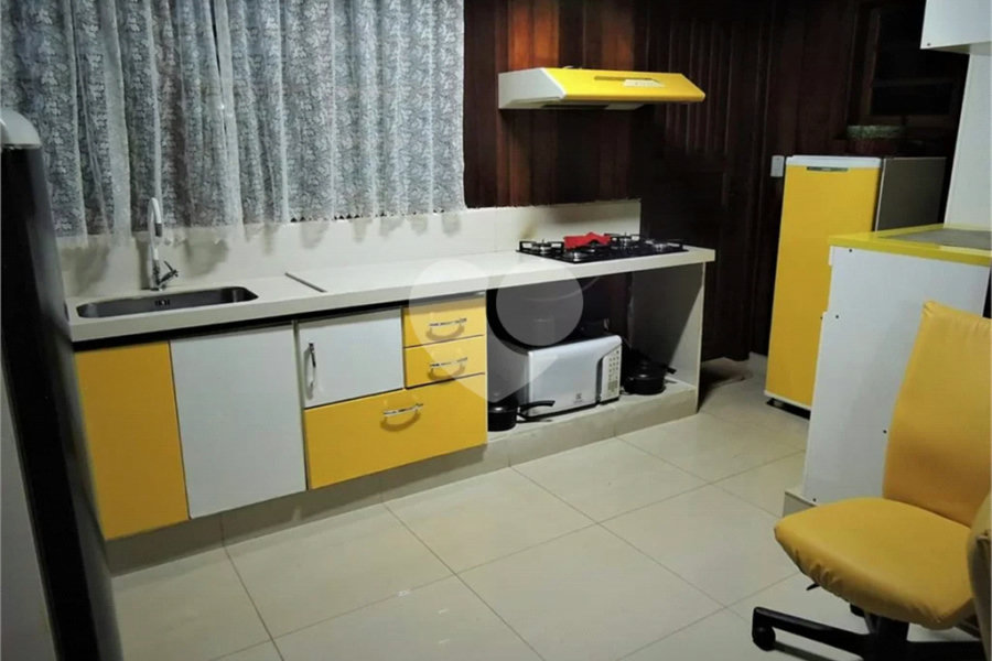 Casa à venda com 6 quartos, sendo 5 suítes,  no condomínio Cinco Lagos, Mairiporã - SP