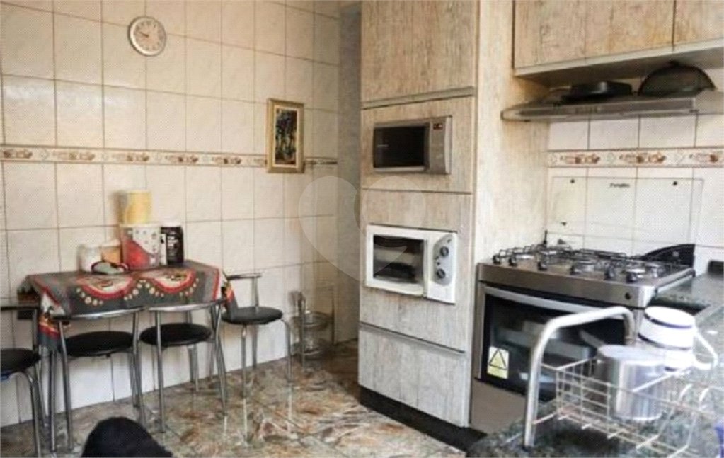 Casa à venda com 3 quartos, sendo 1 suíte,  em Vila Nova Carolina, São Paulo, SP