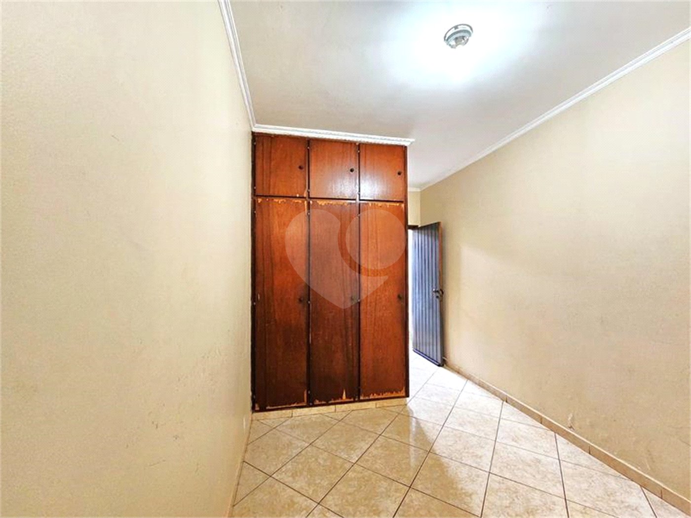 Casa Térrea à venda com 6 quartos, sendo 4 suítes, em Jardim Maria Goretti, Ribeirão Preto, SP