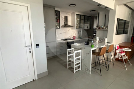Apartamento à venda com 3 quartos, sendo 2 suítes, em Pico do Amor, Cuiabá, MT