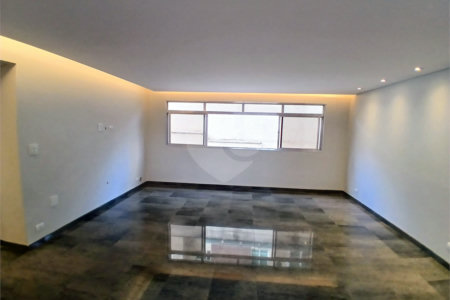 Apartamento à venda com 3 quartos, sendo 1 suíte, em Santana, São Paulo, SP