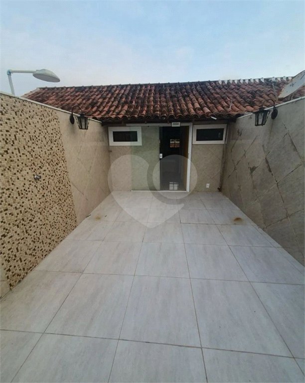 Casa à venda com 3 quartos, sendo 1 suíte, em Ogiva, Cabo Frio, RJ