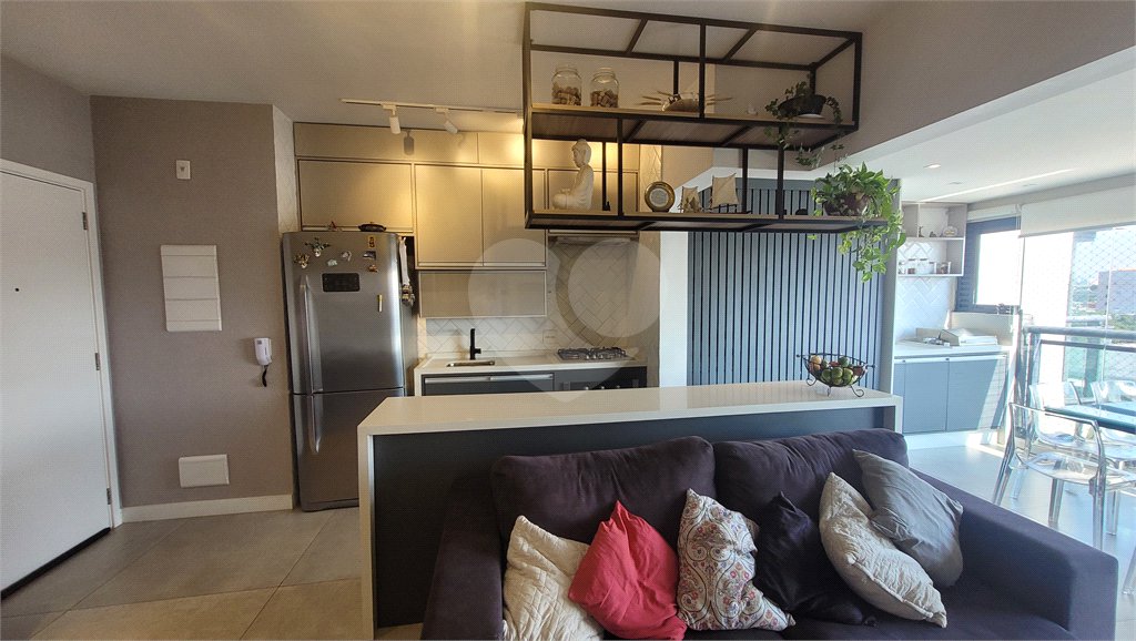 Apartamento à venda com 3 quartos, sendo 1 suíte, em Vila Leopoldina, São Paulo, SP