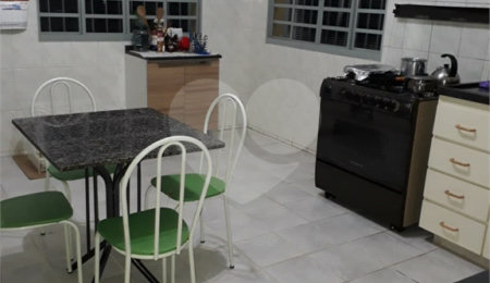 Chácara à venda com 4 quartos, sendo 1 suíte,  em Chácaras Polozzi, Louveira, SP