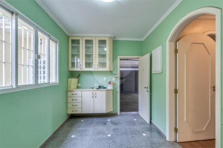 Casa à venda com 4 quartos, sendo 2 suítes, em Jardim Luzitânia, São Paulo, SP